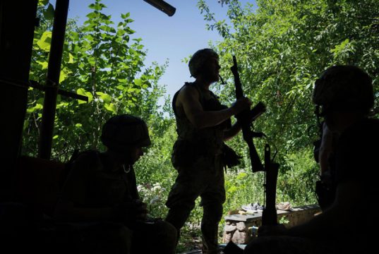 Разведка ЛНР выявила прибытие офицеров НАТО в Харьковскую область