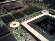 Министерство торговли США отдаст приоритет чёрным и женщинам при распределении бюджета на производство чипов