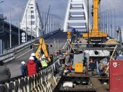 Ремонт Крымского моста ускоряется. Грузовики пока не пускают