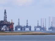 США разрешили компании Сhevron импорт нефти из Венесуэлы