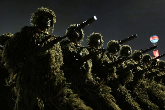 Бойцы НМ ДНР ожидают на фронте 100 тысяч добровольцев из КНДР после указа Путина