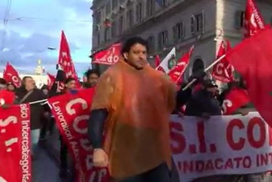 В Риме прошли протесты против поставок оружия Украине