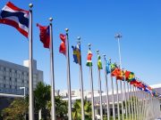 Euractiv сообщил о «дипломатической суматохе» вокруг урегулирования конфликта на Украине