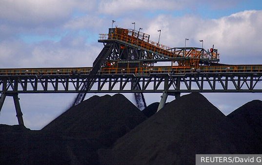 Европейцы продложают покупать российский нефть, уголь и газ, только делают это через посредников и без лишнего шума