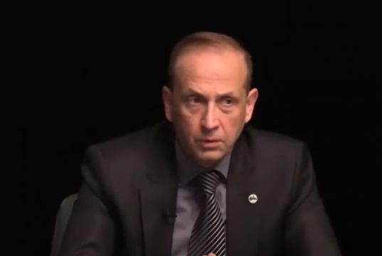 Михаил Жгенти: Упаси Господь, кому-то прогневить Бога и дать втравить себя в эту игру, потому что страна, над которой нависла угроза уничтожения, пойдет на все ради того, чтобы себя защитить, и я даже врагу не пожелал бы оказаться вовлеченным в эту авантюру