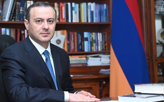 Ереван пояснил настрой на миссию ЕС: Создаëм определëнные гарантии своей безопасности