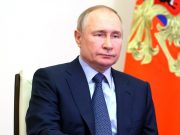 Путин поручил Минобрнауки до 1 августа ввести курс по основам российской государственности