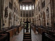 Переименование Бога» в англиканстве имеет отнюдь не теоретическую мотивацию