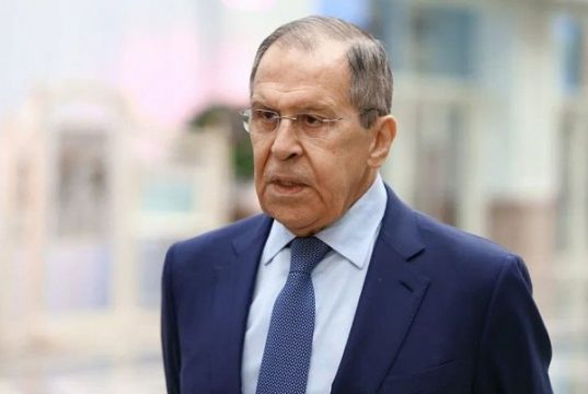 Санитарный кордон вокруг России и ее распад — Лавров о гибридной войне англосаксов