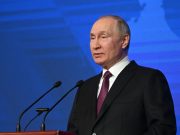 Путин о ситуации в экономике: Те, кто остался, умнее тех, кто уехал