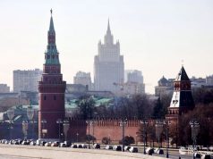 В Кремле выразили обеспокоенность в связи с протестами в Грузии В Кремле выразили обеспокоенность в связи с протестами в Грузии