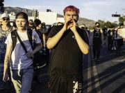 Дети правят миром — а кто правит детьми?