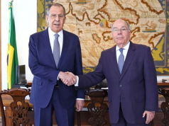 С ИЛ-96 на бал: что успел сделать Сергей Лавров за один день в Бразилии