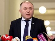 По информации Григола Лилуашвили, гражданин США Маршал Коминс, которого не пустили в Грузию, был замечен в деятельности, связанной с обучением и инструктажем деструктивных групп на митингах 7-8 марта Григол Лилуашвили