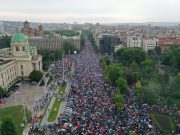 Прозападная оппозиция Сербии готовится к майдану, а не диалогу