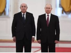 Юг и Восток просятся под военный зонтик Севера