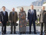 БРИКС бросит вызов США: На повестке введение общей валюты