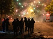 Евросоюз сгорает в пламени французского бунта