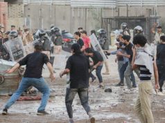 Иранцы вышли на улицы в знак протеста против осквернения Корана в Швеции