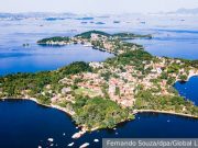 Именно хардкорно «марксистская», идеологическая часть советского наследия объективно оказывается эффективной через 30 лет после смерти СССР и помогает России на международной арене