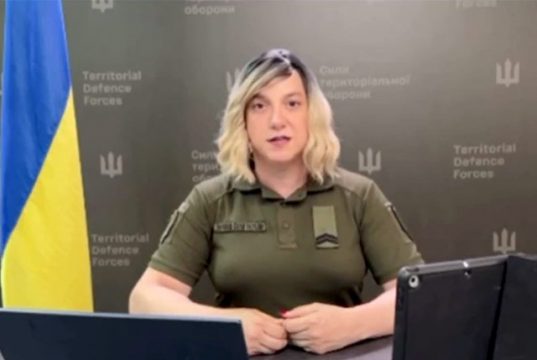 Теперь в ВСУ есть спикер трансгендер из США Теперь в ВСУ есть спикер трансгендер из США