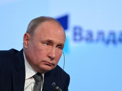 Образ будущего человечества: Путин противопоставляет доктрине «столкновения цивилизаций» идею «синергии цивилизаций». По сути, он предлагает пройти между Сциллой глобалистской мировой диктатуры и Харибдой «войны всех против всех», выйти на траекторию строительства справедливого мирового порядка.