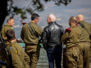 В свете противостояния Нетаньяху/Моссад и ЦАХАЛ плюс израильская оппозиция (разношерстная), слова Байдена о «другой стороне», которая ударила по больнице, звучат очень двусмысленно В свете противостояния Нетаньяху/Моссад и ЦАХАЛ плюс израильская оппозиция (разношерстная), слова Байдена о «другой стороне», которая ударила по больнице, звучат очень двусмысленно