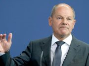 Канцлер Германии Олаф Шольц на немецком общественном канале ARD Канцлер Германии Олаф Шольц на немецком общественном канале ARD