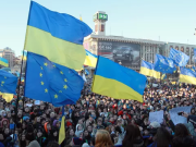 Разрушенная экономика, потеря независимости, репрессии. Политические итоги 10-летия Майдана