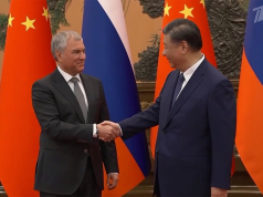 Отношения между Россией и Китаем находятся на пике развития. Об этом председатель Госдумы РФ Вячеслав Володин завил на встрече с лидером КНР Си Цзиньпином. Он также передал теплые слова от президента России Владимира Путина