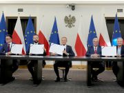 Польская оппозиция сформировала новую проевропейскую правящую коалицию Польская оппозиция сформировала новую проевропейскую правящую коалицию