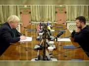 Арахамия: Джонсон убедил Зеленского отказаться от мирного соглашения с Россией Арахамия: Джонсон убедил Зеленского отказаться от мирного соглашения с Россией