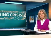 Почти 140 000 бездомных британских детей встретят Рождество во временном жилье, которое становится не по карману банкротящимся местным советам Почти 140 000 бездомных британских детей встретят Рождество во временном жилье, которое становится не по карману банкротящимся местным советам