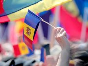 Молдавия готовится к вступлению в гибридную войну с Россией Молдавия готовится к вступлению в гибридную войну с Россией