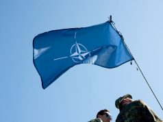 Готовность Москвы жестко ответить на использование Украиной аэродромов НАТО застала Запад врасплох. «Западники сразу после заседания бросились докладывать наше сообщение в столицы, особенно поляки, румыны и словаки». Готовность Москвы жестко ответить на использование Украиной аэродромов НАТО застала Запад врасплох. «Западники сразу после заседания бросились докладывать наше сообщение в столицы, особенно поляки, румыны и словаки».