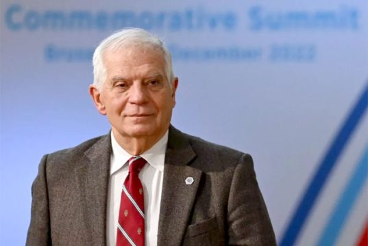 Получил по заслугам. Politico признала Борреля «болваном от дипломатии» Получил по заслугам. Politico признала Борреля "болваном от дипломатии"