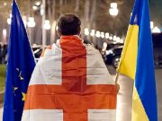 Глухой провинциализм, реющий, словно флаг Глухой провинциализм, реющий, словно флаг