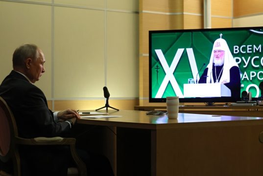 ДВА МОМЕНТА В ВЫСТУПЛЕНИЯХ ПУТИНА И ПАТРИАРХА НА ВСЕМИРНОМ РУССКОМ СОБОРЕ