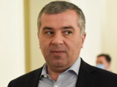 Верные прислужники Запада, призывающие сражаться ножами, вилками и лопатками