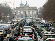 Война либерально-радужного города и консервативной деревни в Германии Война либерально-радужного города и консервативной деревни в Германии