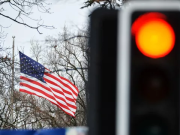 Америка начала спасать демократию от демократов