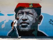 «Неординарный и сильный человек»: 25 лет назад президентом Венесуэлы стал Уго Чавес