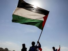 Хуситы официально запретили связанным с США, Израилем и Британией кораблям и судам входить в Красное море Хуситы официально запретили связанным с США, Израилем и Британией кораблям и судам входить в Красное море