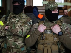 В Авдеевке нашли тела военных с американскими и польскими шевронами на форме