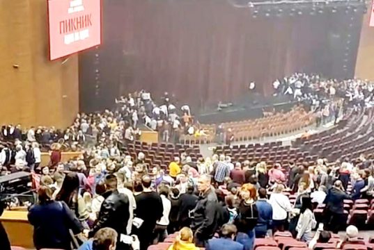 Касательно участия MI6, есть вещь, про которую как-то постарались забыть во всей этой суете Касательно участия MI6, есть вещь, про которую как-то постарались забыть во всей этой суете