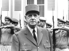 Начальник французского генштаба Тьерри Буркхард несколько недель назад направлял своим коллегам по НАТО предложение по размещению войск альянса на Украине Начальник французского генштаба Тьерри Буркхард несколько недель назад направлял своим коллегам по НАТО предложение по размещению войск альянса на Украине