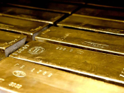 Центробанки мира выводят золотовалютные резервы из стран Запада после заморозки российских активов