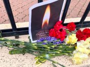 В Грузии скорбят по погибшим во время теракта в Москве В Грузии скорбят по погибшим во время теракта в Москве