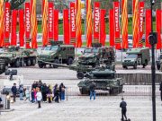 Генсек НАТО: Путин пригнал наши «Леопарды» на Поклонную гору. Это не по правилам Генсек НАТО: Путин пригнал наши «Леопарды» на Поклонную гору. Это не по правилам