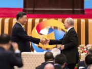 Путин посетит Китай после инаугурации. У Си Цзиньпина есть план «Спина к спине»